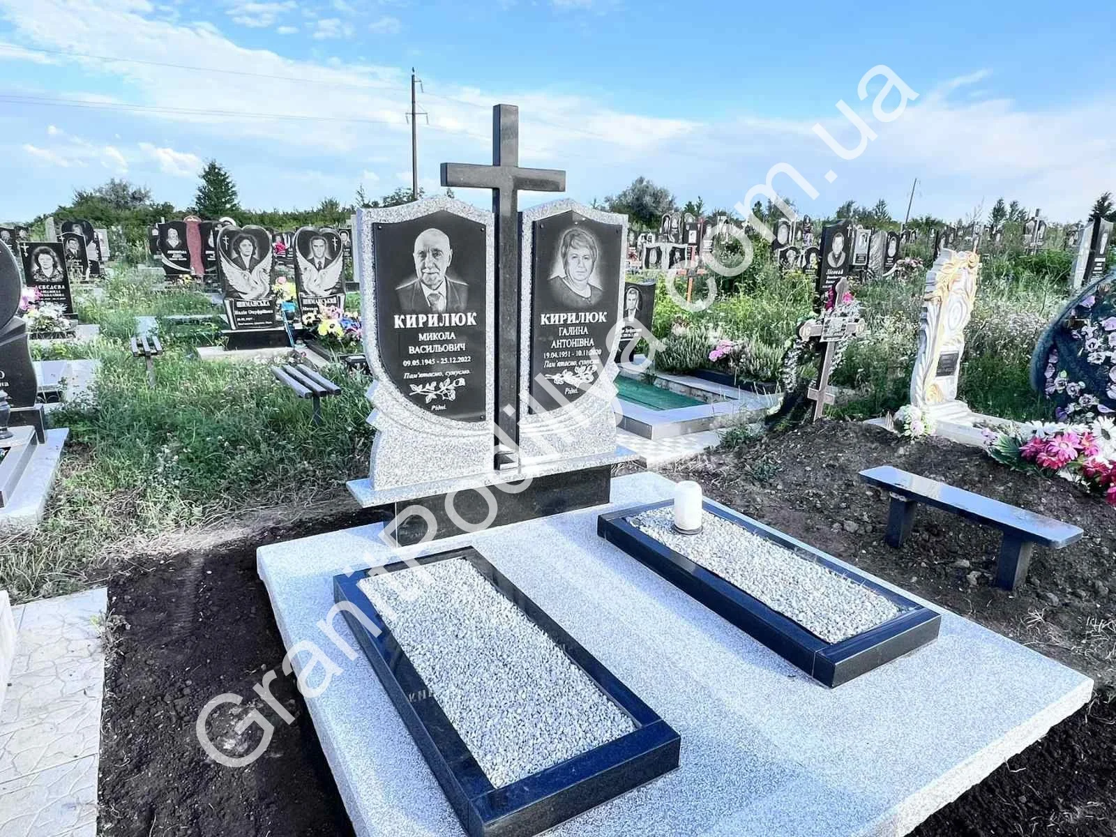 Подвійний пам'ятник з граніту - Кам'янець-Подільський | GranitPodillya